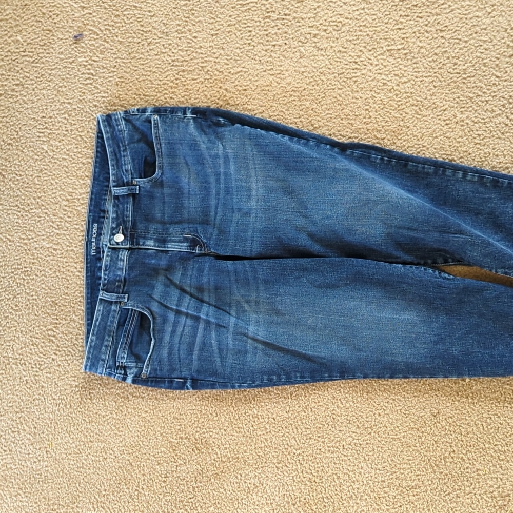Maurices 22w no distressed jeans in finished hem